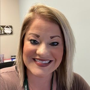 Meet your Posher, Lindsay